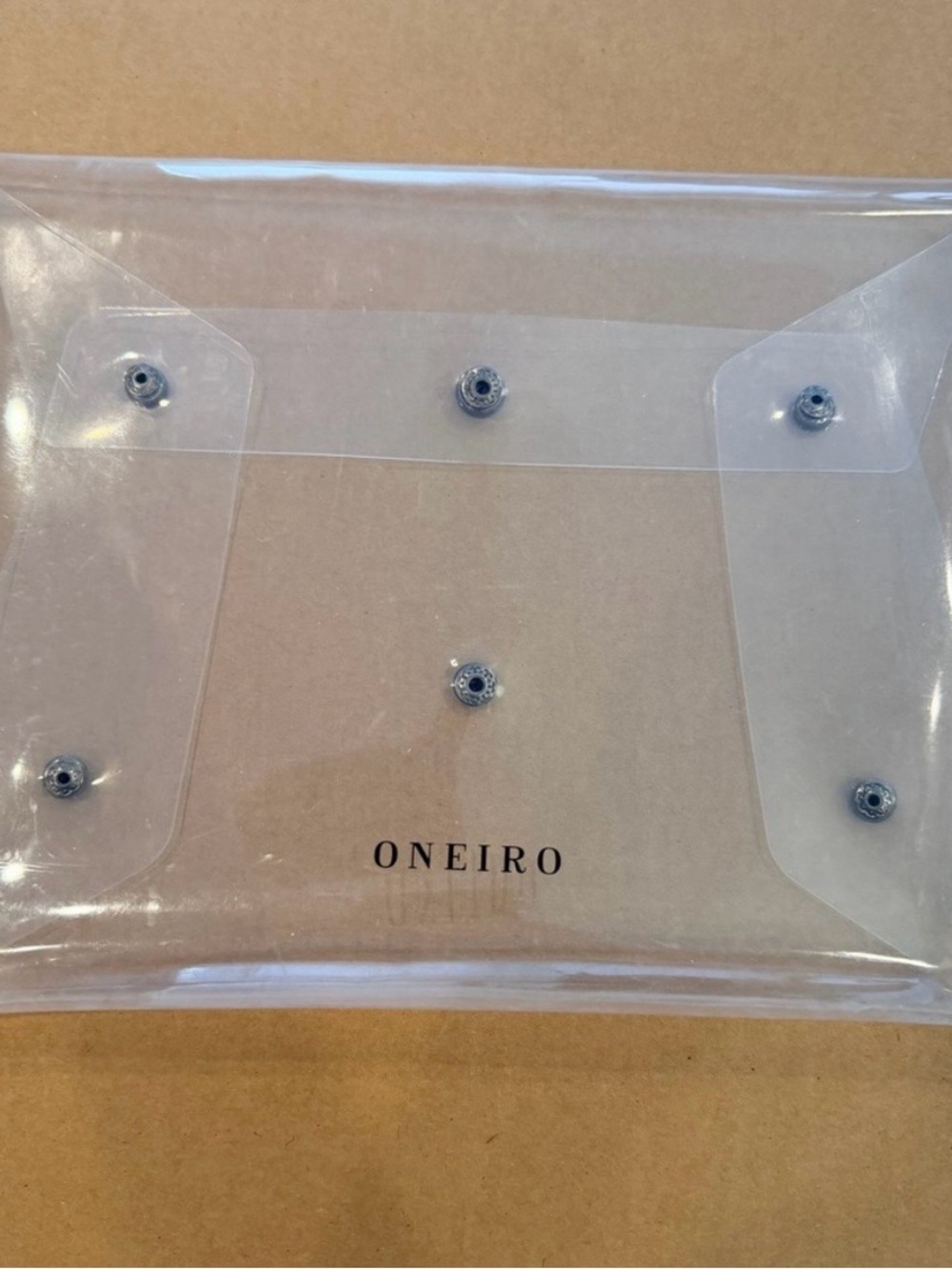 ONEIRO Travel Moisturizer Set — Cream & White Hydration Kit - Picture 7 of 8